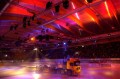 Die Eishalle bei der Eröffnung im November 2002