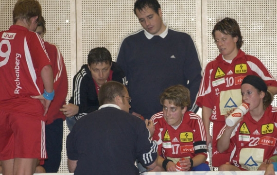 Frauen NLA: Red Ants gewinnen laues Derby