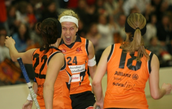 Frauen NLA: Seraina Kaufmann sei Dank – Piranha Chur gewinnt erstes Halbfinalspiel