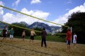 Beach-Volleyball am freien Nachmittag