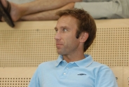 Harri Lind bleibt Trainer