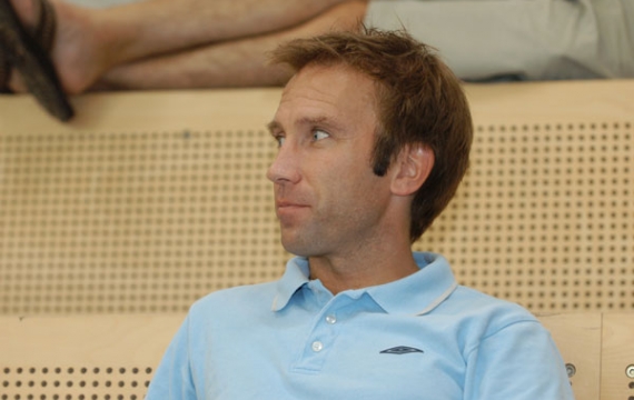 Harri Lind bleibt Trainer
