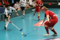 Kujala streckt sich nach dem Ball