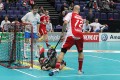 Pronyakov schnappt Bichsel den Ball weg