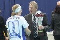 Zugerland erhält seinen Pokal