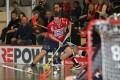Laely deckt den Ball ab