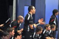 Captain Daniel Moser feuert sein Team an