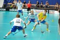Henrik Stenberg behauptet sich gegen Lauri Kapanen und Kari Koskelainen