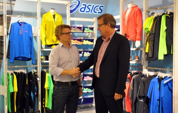 ASICS rüstet Schweden aus ASICS rüstet Schweden aus