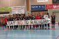 Caps sagen Nein zu Rassismus