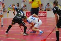 Lena Cina (l) von den Wizards gegen Petra Weiss (r) von Dietlikon