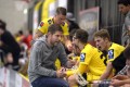 Rolf Kern instruiert sein Team