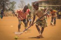 Unihockey für Strassenkinder in Kenia
