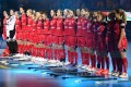 Die Schweizerinnen bei der Hymne