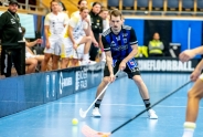 Mutter kommt, Locher bleibt