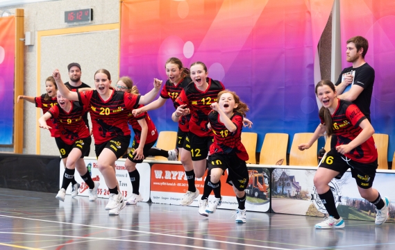 Bern gewinnt U13 Girls Trophy