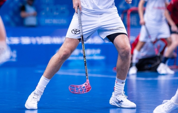 MIZUNO ist neuer Schuh-Partner