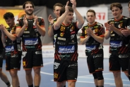 Spitzenteams gewinnen knapp
